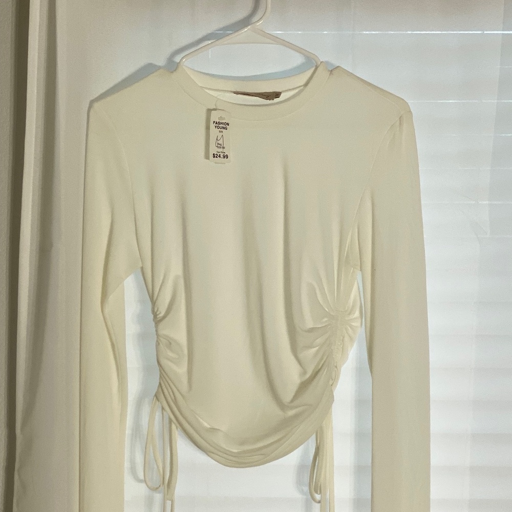 NWT Cream Jersey Ruched Side Long Sleeve Crop Top M